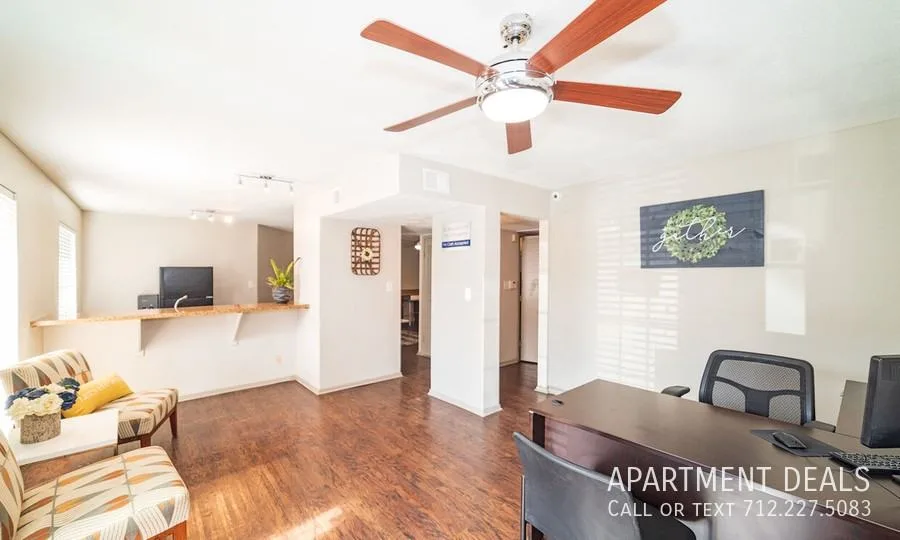 Wayforest Dr #3318, Houston, TX 77060, USA