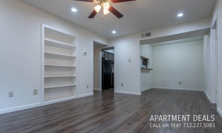 3206 Mangum Rd, Houston, TX 77092, USA