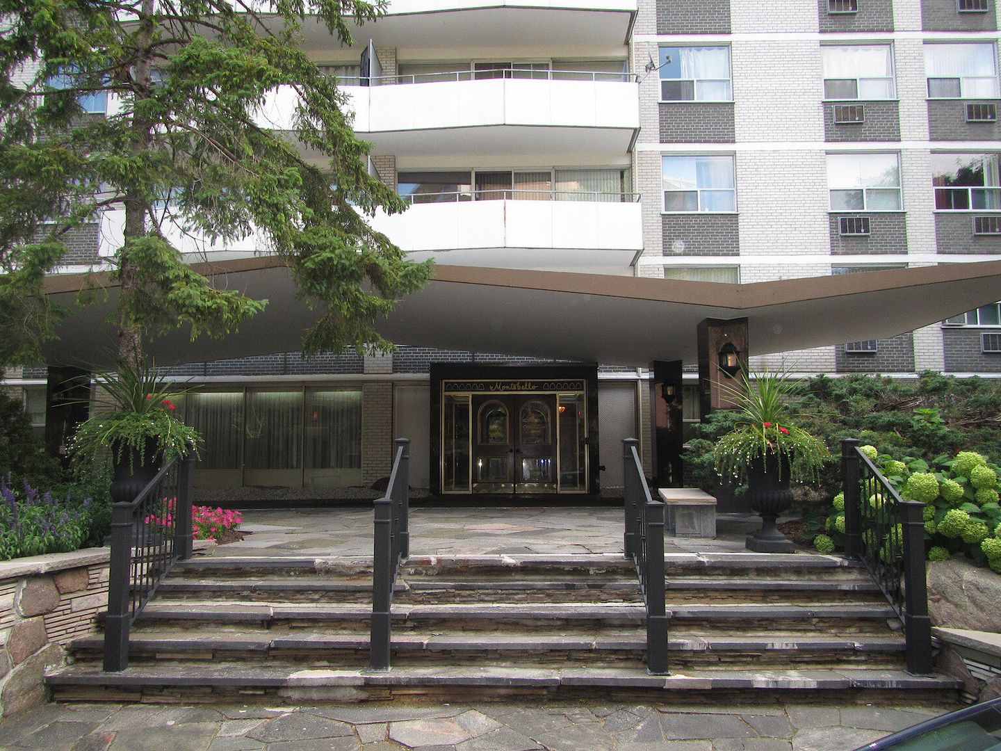 The Montebello, Toronto