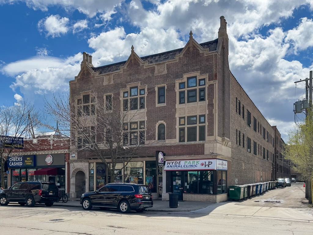 1367 E 53rd St, Chicago, IL 60615, USA