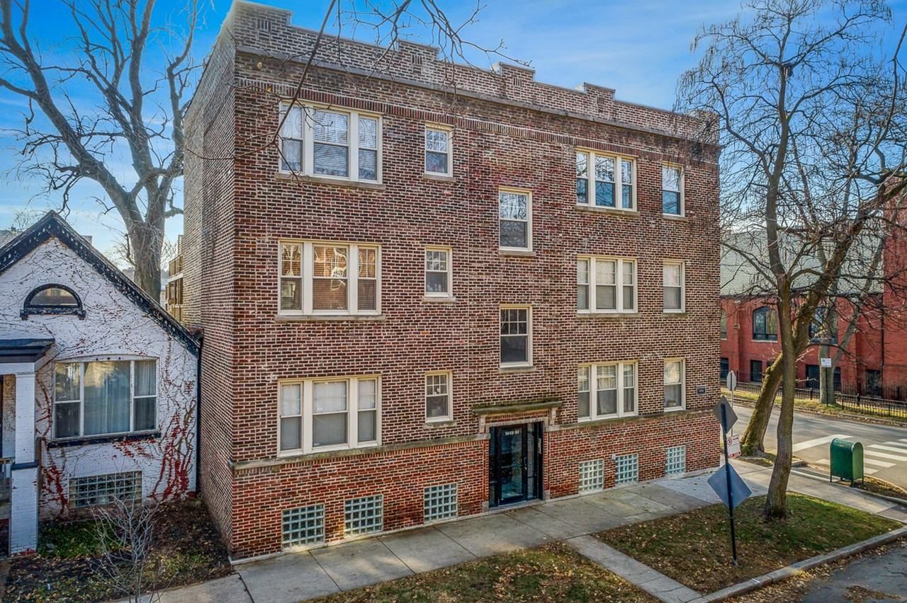 1849-51 W. Cornelia / 3449-55 N. Wolcott