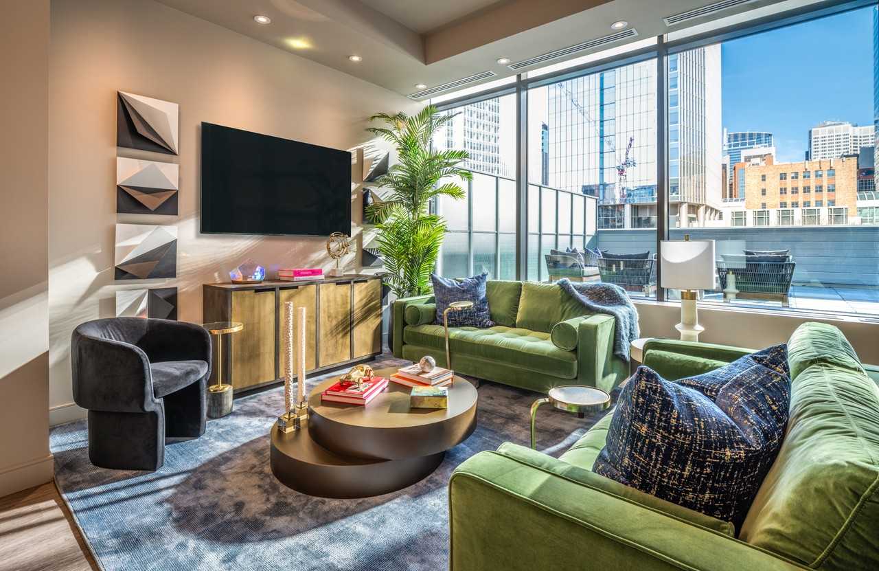 Madison Avenue at The Oliver