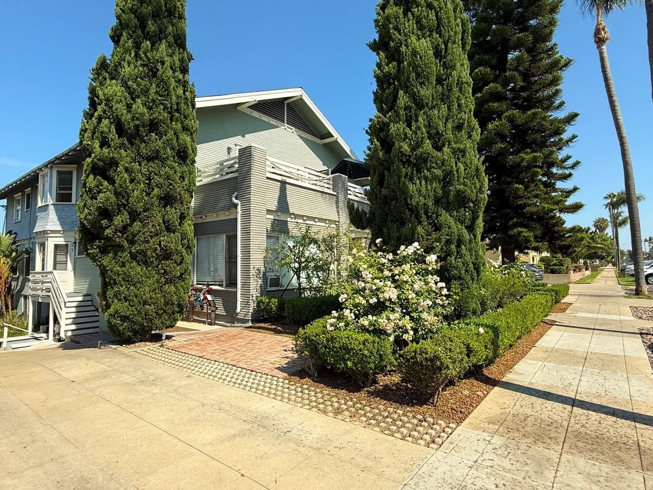 Sparks Apartments