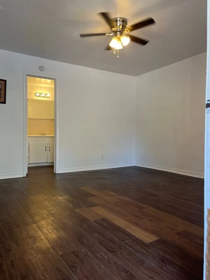 Bryan St Apartments – All Bills Paid Studios
