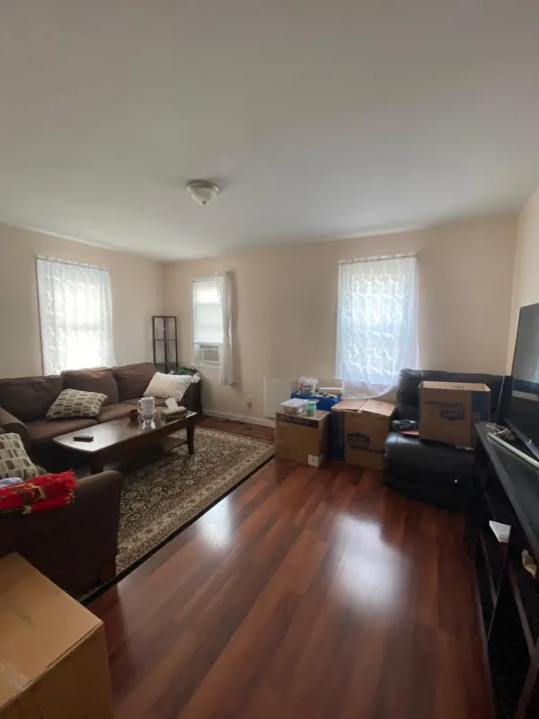 44 Maple St, Providence, RI 02903, USA