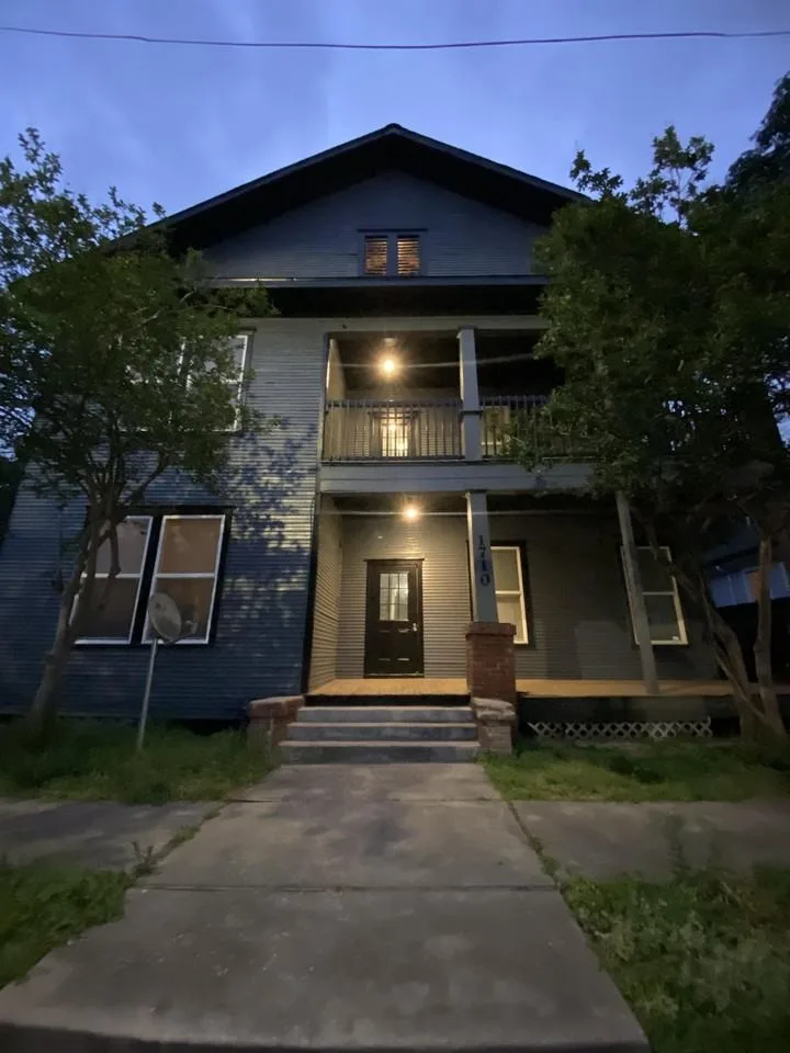 1710 Hardy Street