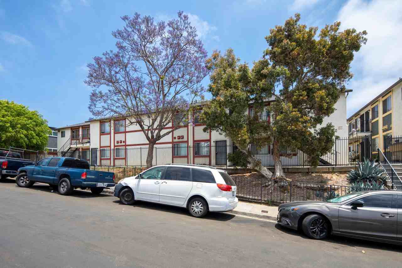 3 bed 2 bath in the heart of San Diego