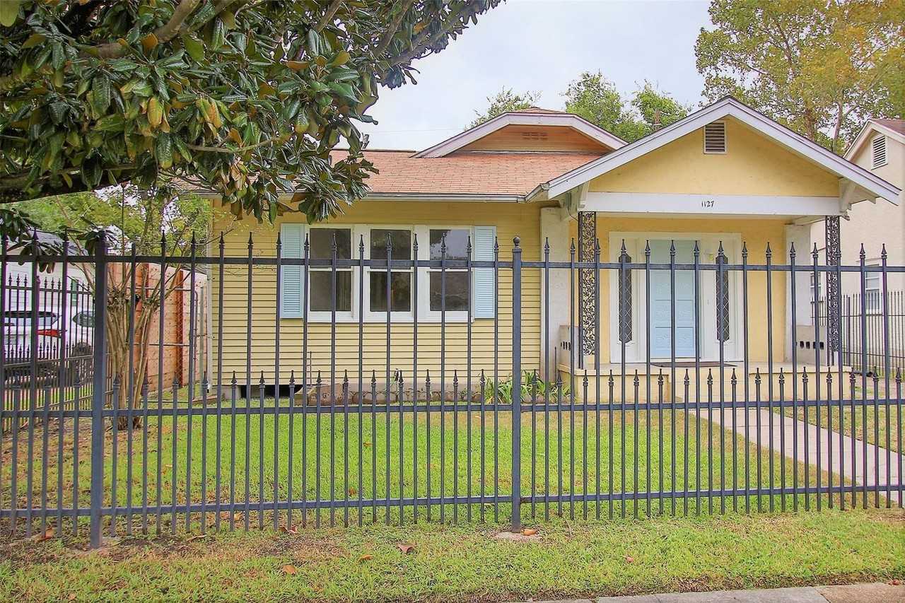 1127 Walling Street