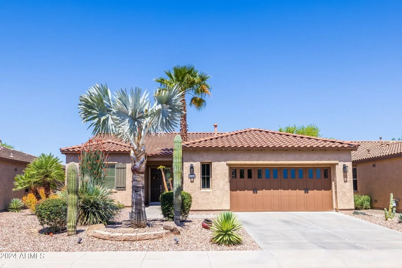 12368 W Hedge Hog Pl, Peoria, AZ 85383, USA