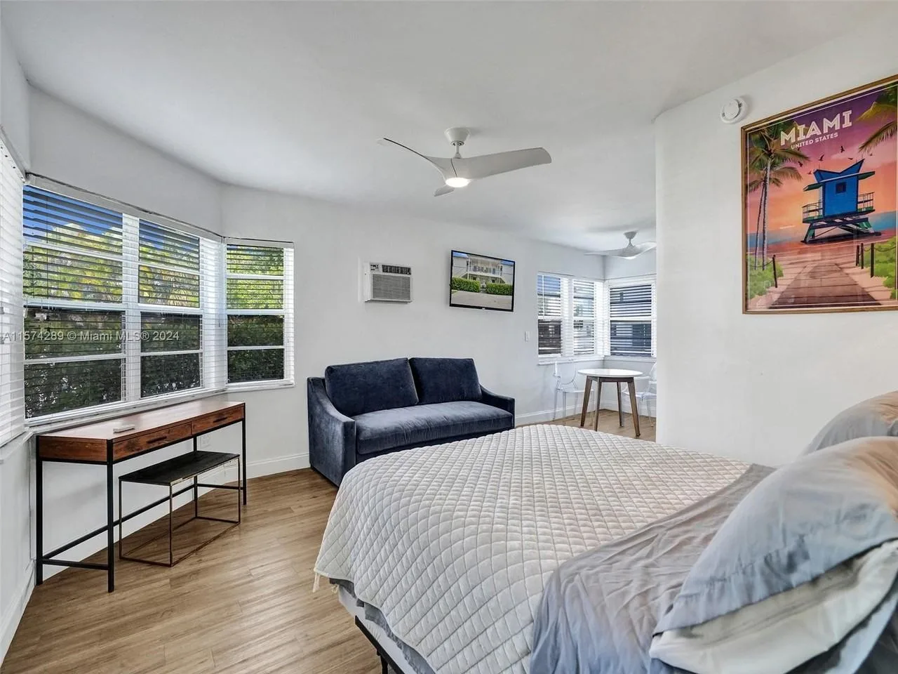 7143 Bonita Dr, Miami Beach, FL 33141, USA
