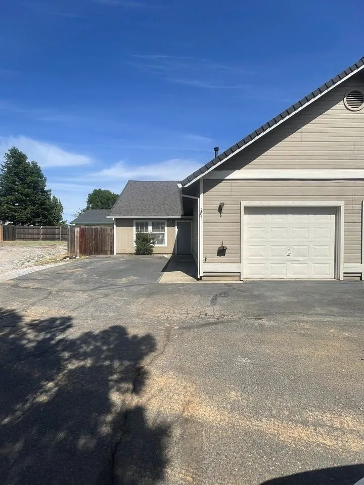 802 Cally Court