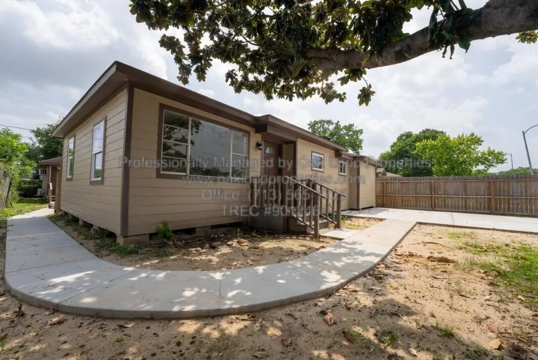 220 Armstrong St, Houston, TX 77029, USA