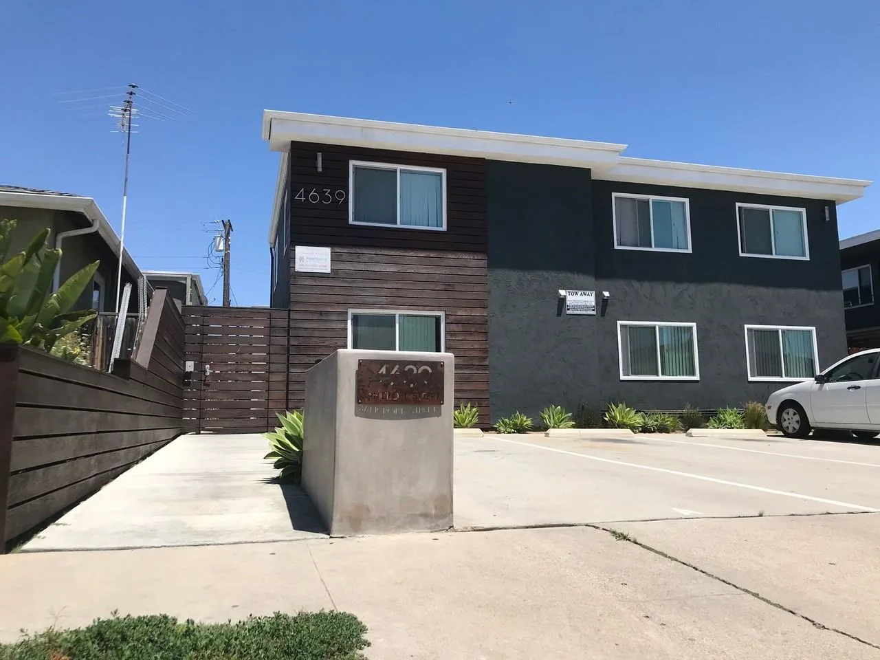 Bancroft Apartments