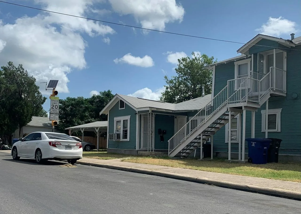 1701 Dawson Street, Unit 1