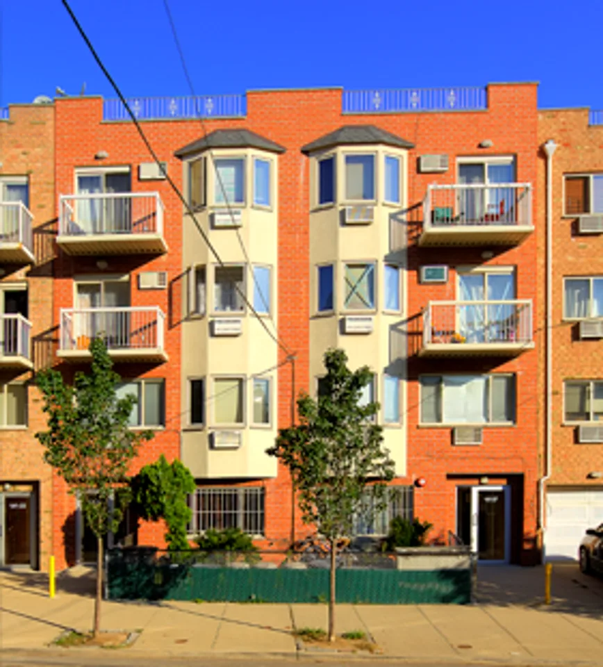 141-35 PERSHING CRESCENT