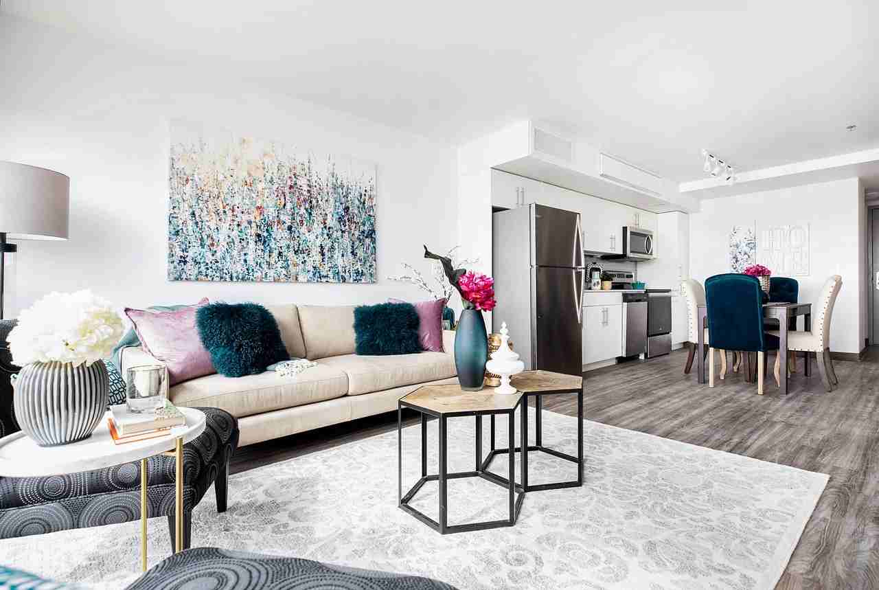 West Broadway Commons