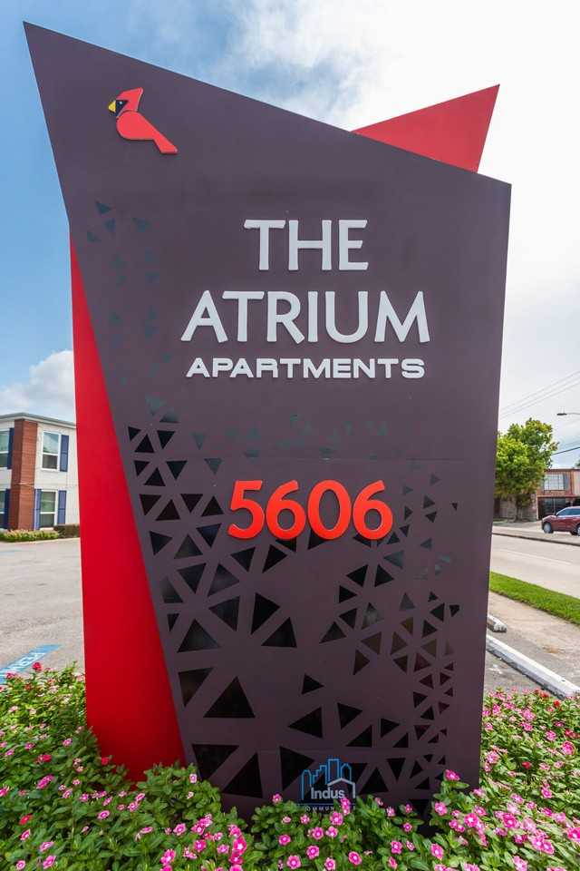 The Atrium At 5606