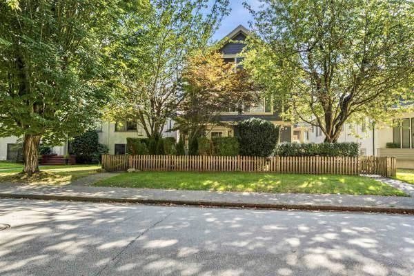 1654 West 10th Avenue, Vancouver, BC V6J 2A1, CAN