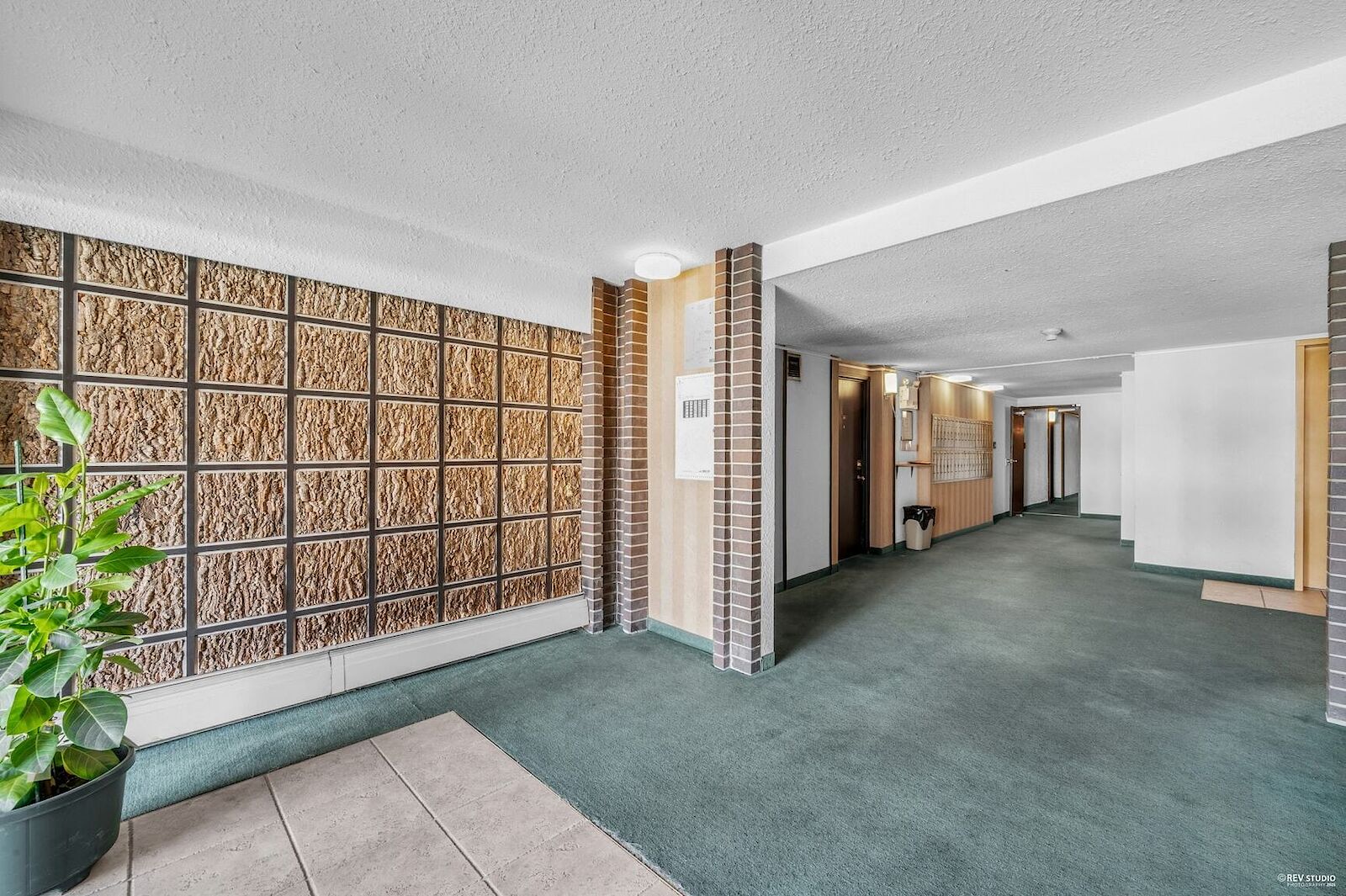 FERNDALE COURT