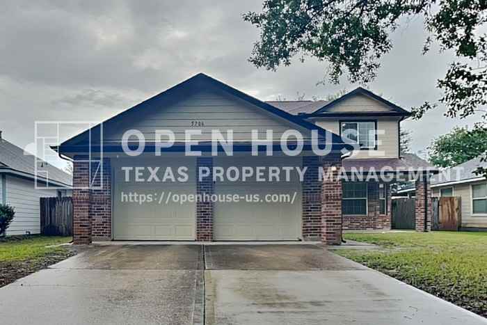 5706 Straight Way, Houston, TX 77339, USA