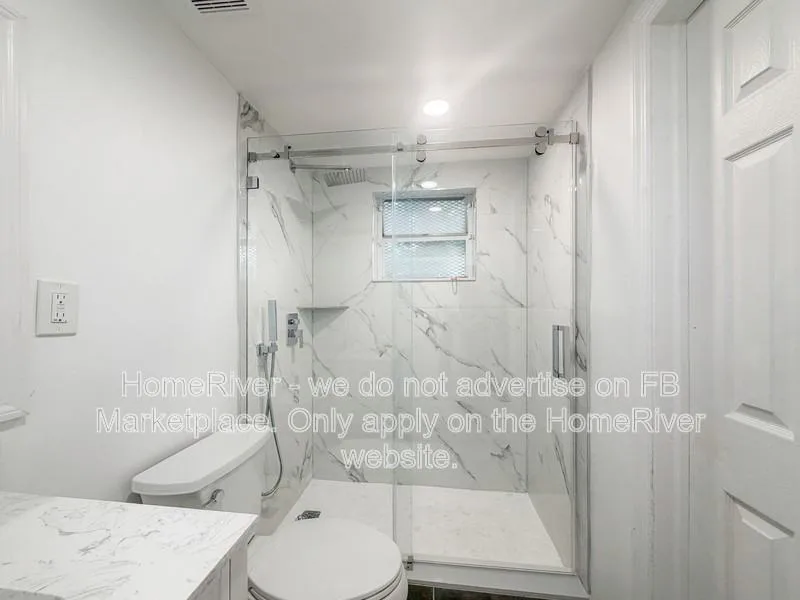 900 6th Street, Miami Beach, FL 33139, USA