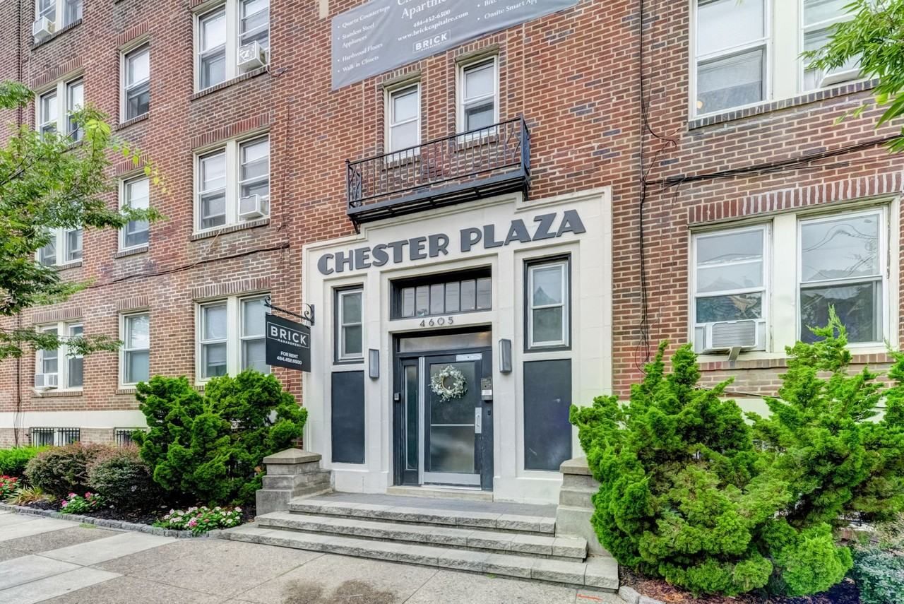 Chester Plaza