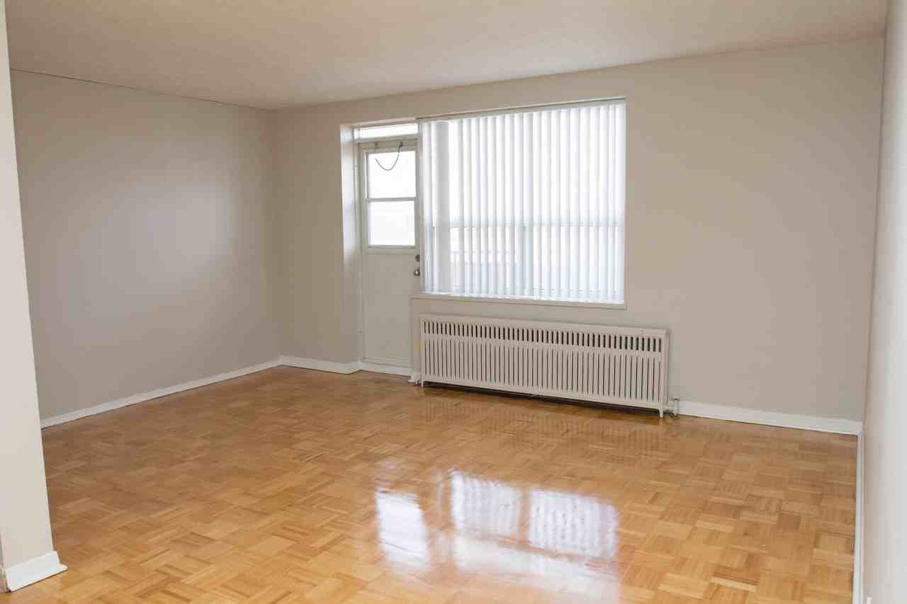 672 Kennedy Rd.