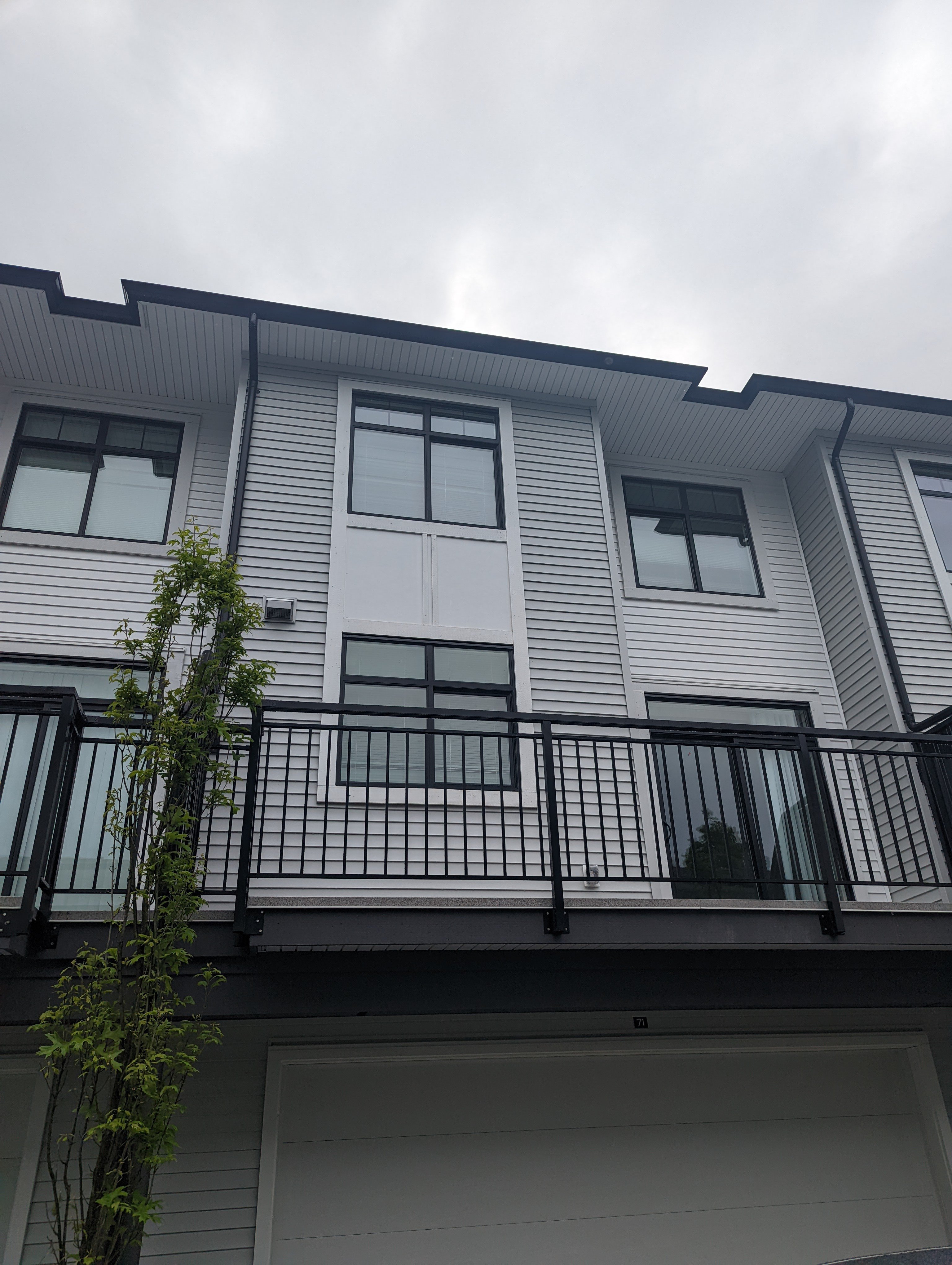 15235 Sitka Drive, Surrey, BC - Town House for rent