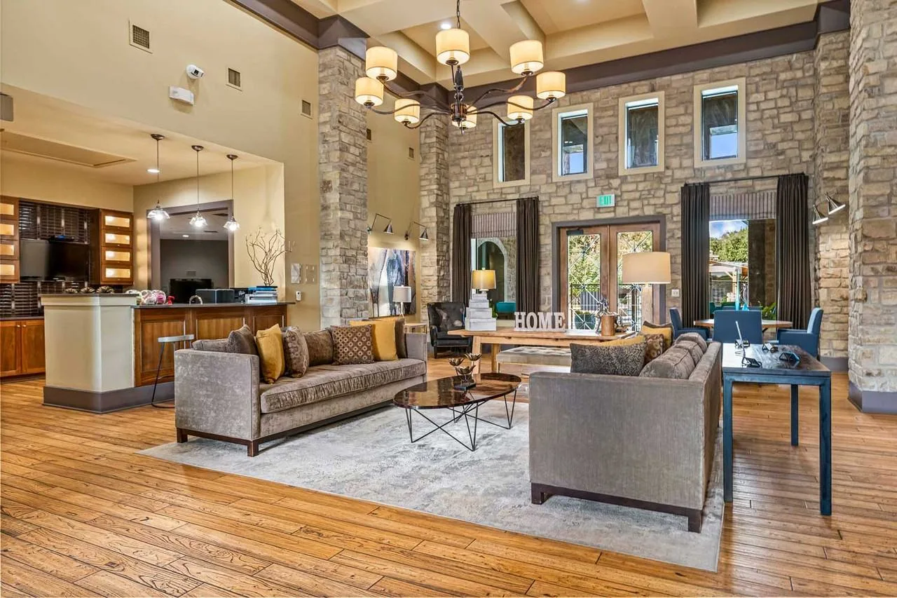 Palomino Apartment Homes