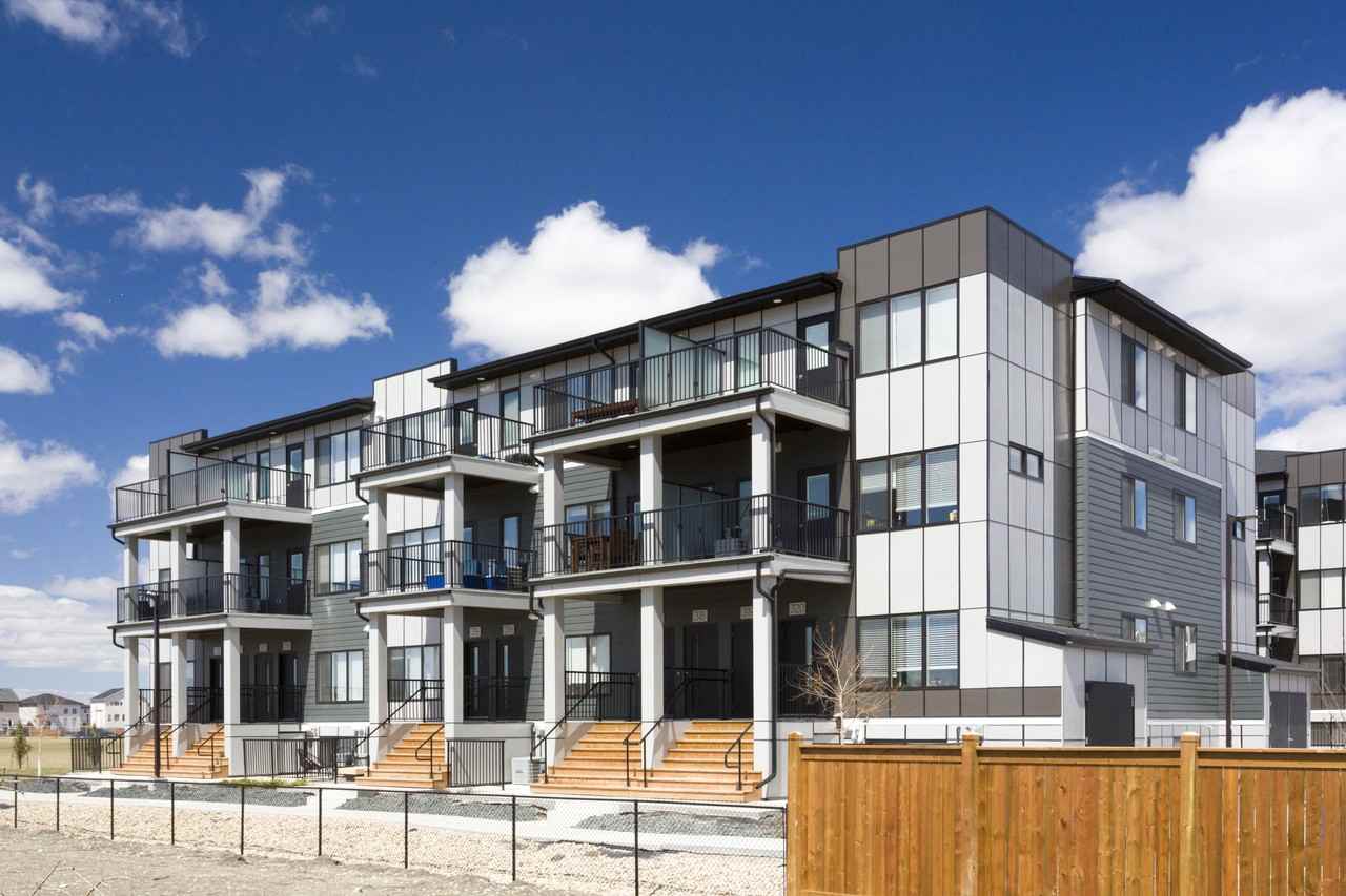 Element Townhomes in West Transcona