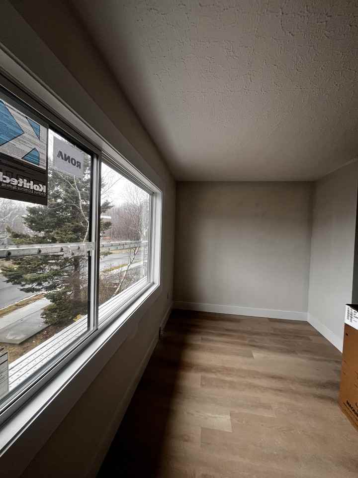 103 Pinecrest Dr, Halifax, NS B3A 2J7, CAN