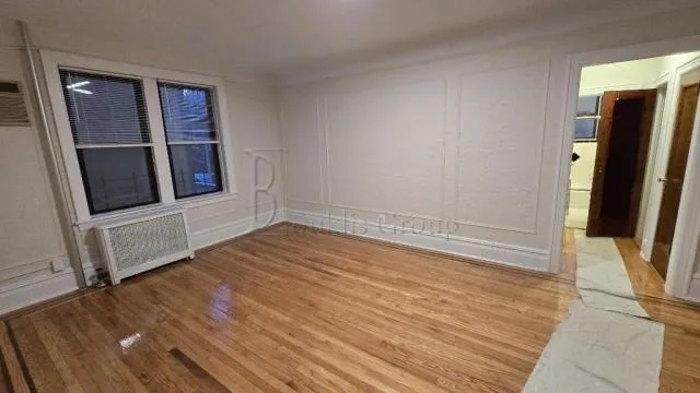 3132 37th St, Astoria, NY 11103, USA
