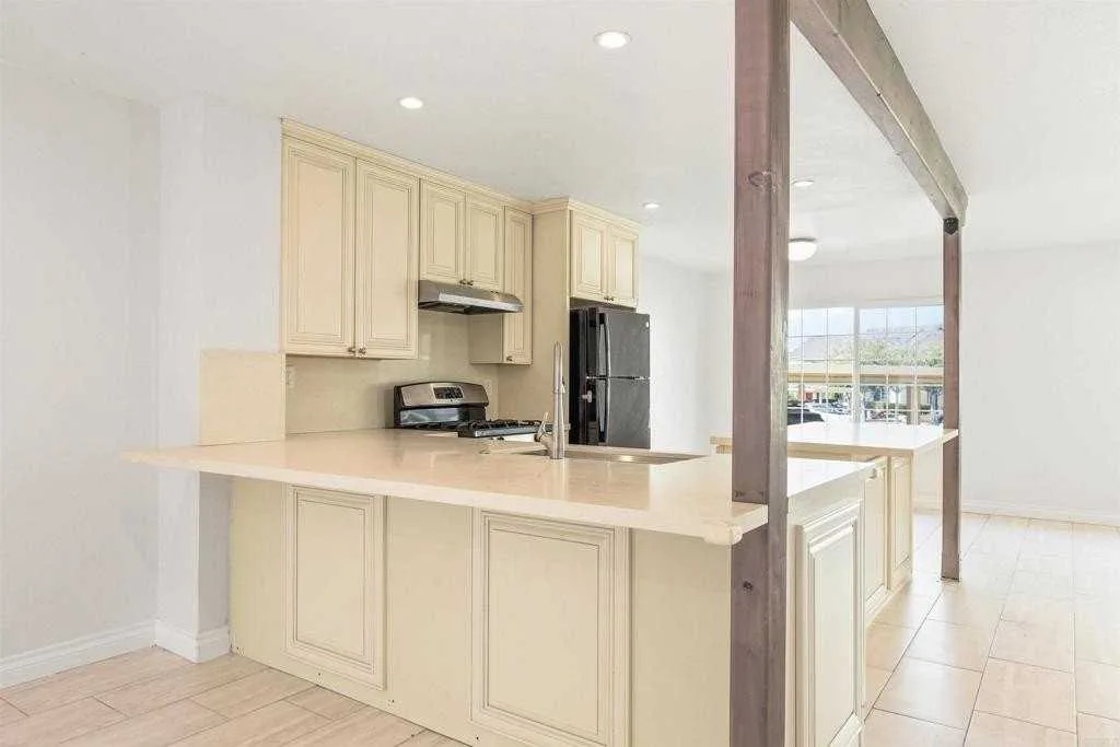 1461 Manzana Way, San Diego, CA 92139, USA