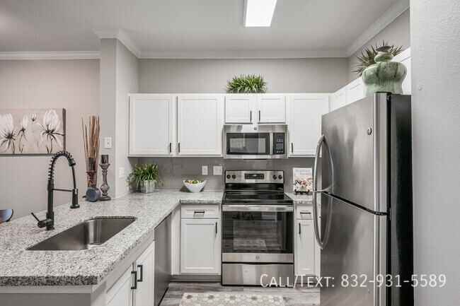 1000 Eldridge Pkwy, Houston, TX 77077, USA