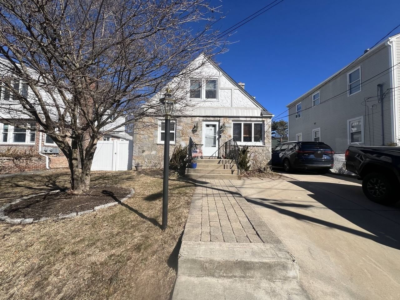 19 Joy St.