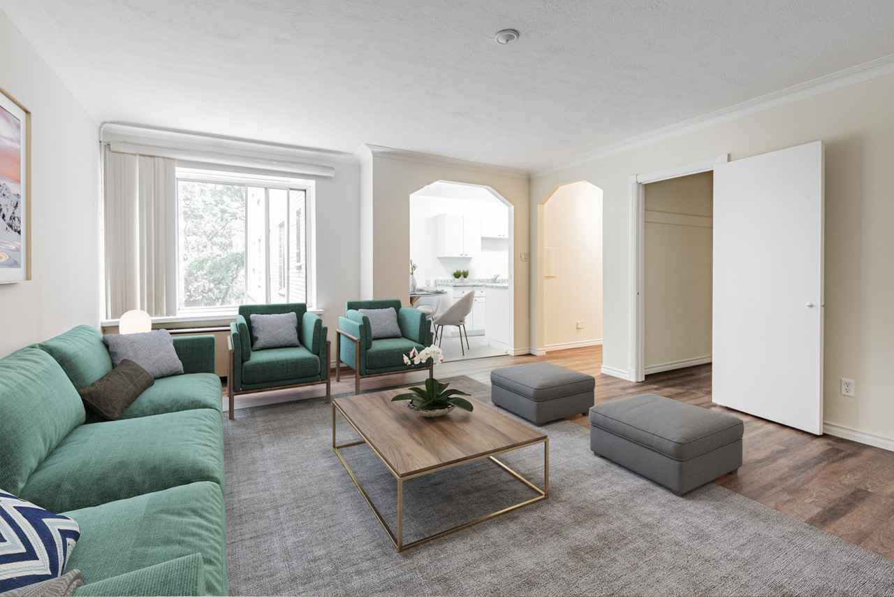 117 Old Forest Hill Road & 725 Eglinton Avenue West