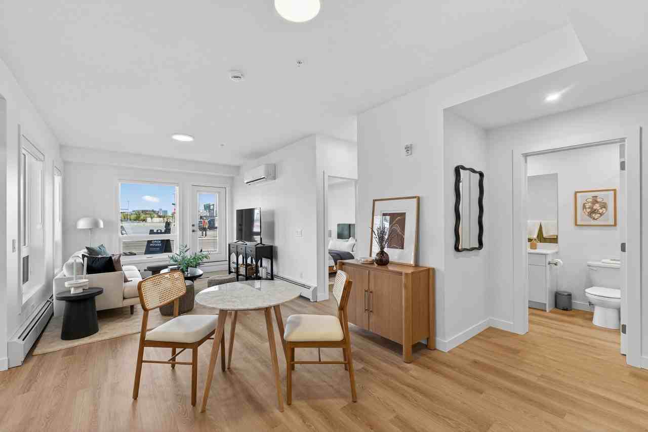 Kings Landing Apartment