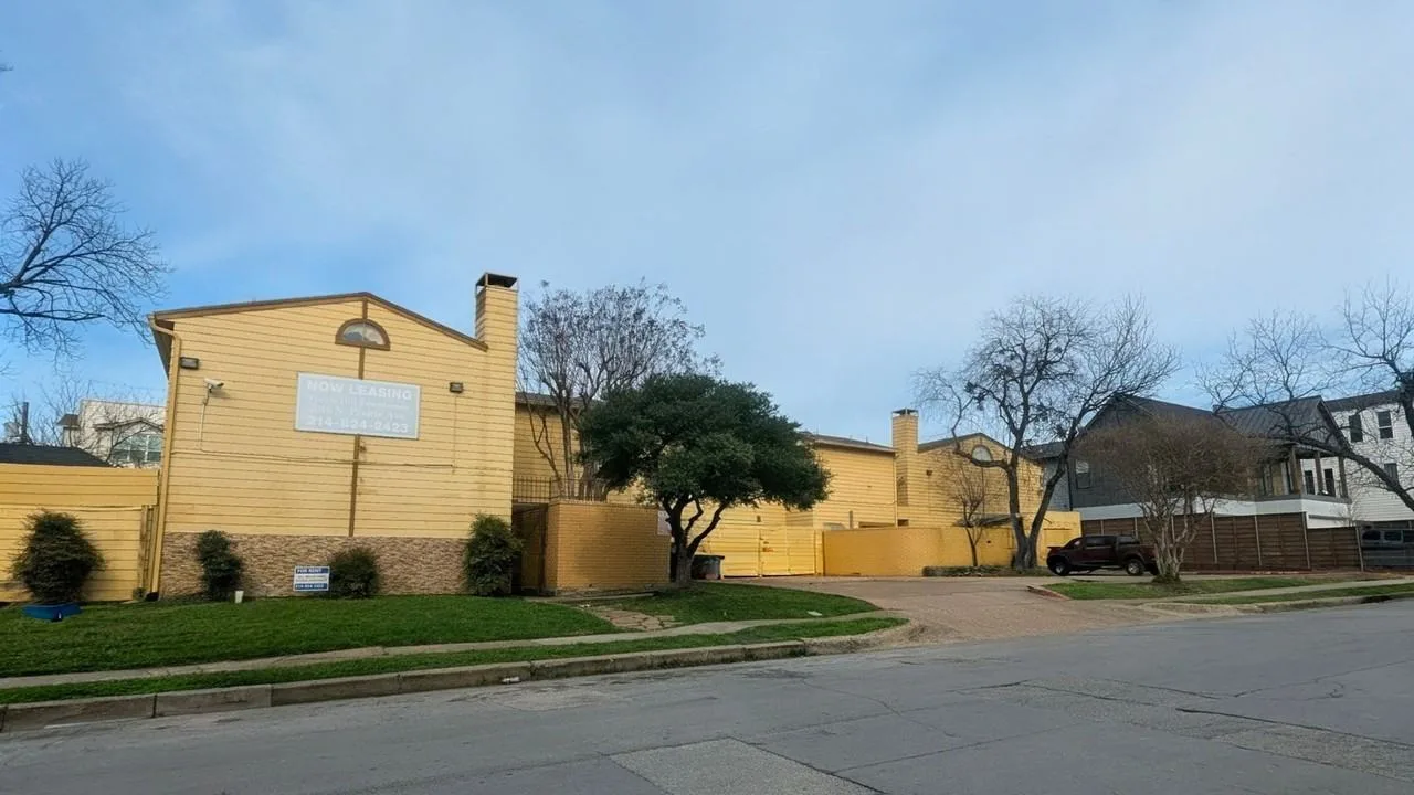 Prairie Hills Townhomes – Spacious 1 & 2 Bedroom Townhomes + Half Month OFF First Month!
