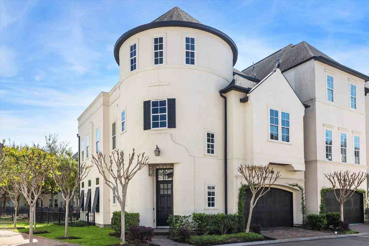 1818 Upland Lks, Houston, TX 77043, USA