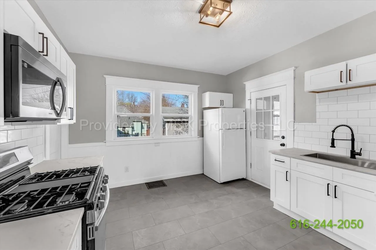 425 Woodlawn St Se, Grand Rapids, MI 49507, USA