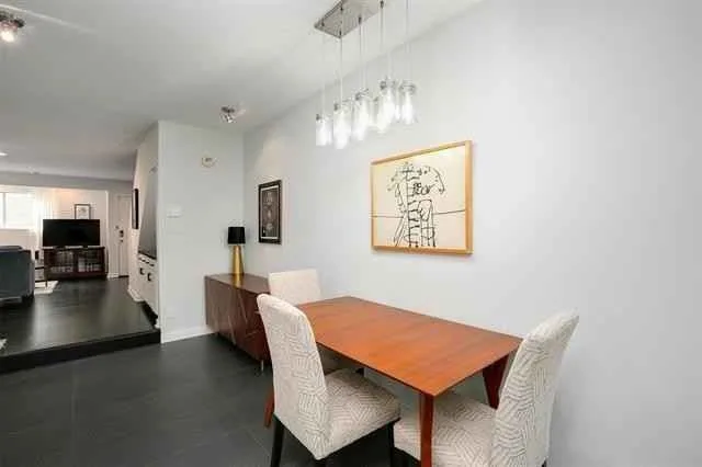 4242 Buena Vista St, Dallas, TX 75205, USA