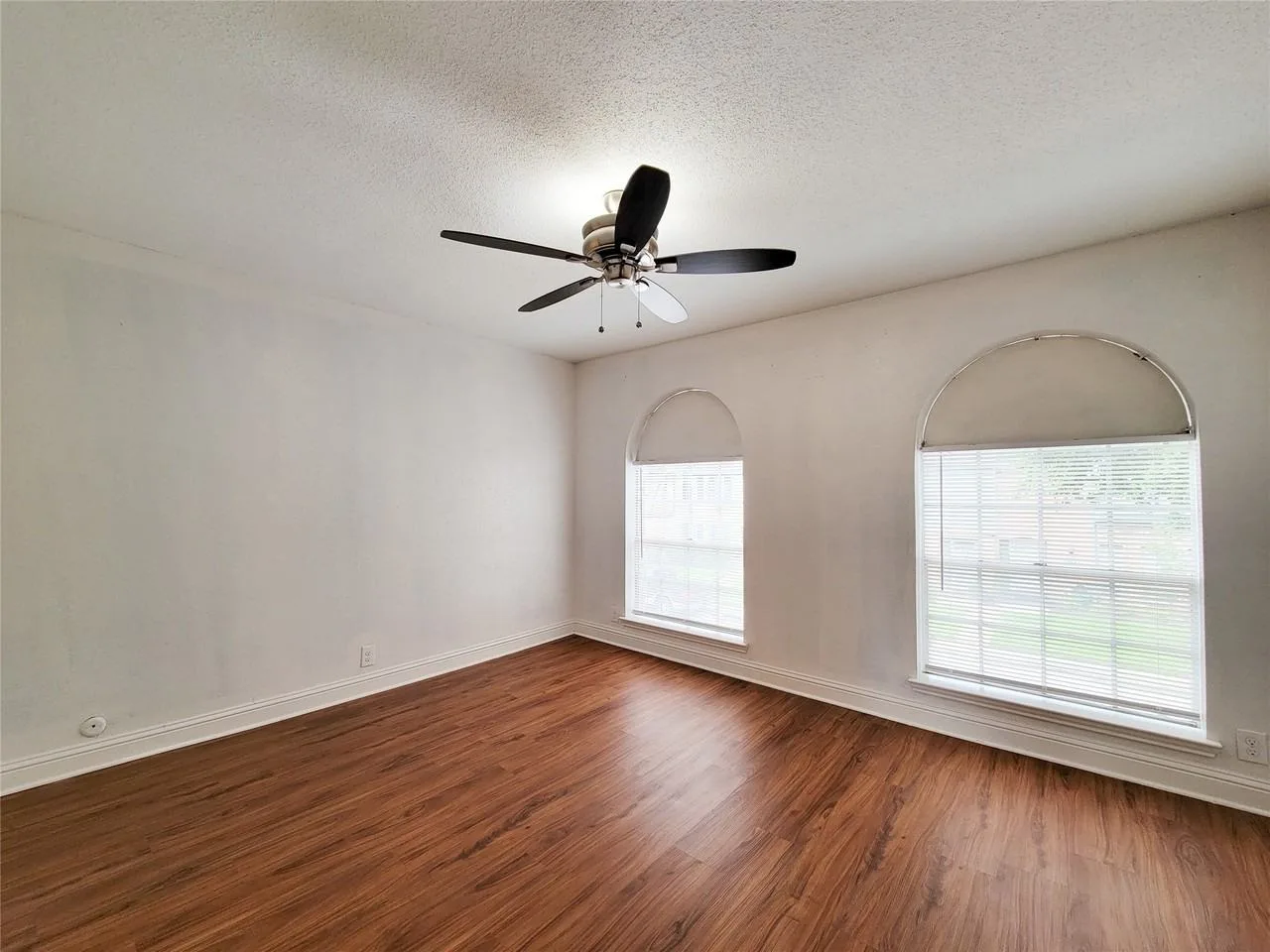11002 Hammerly Boulevard, Houston, TX 77043, USA