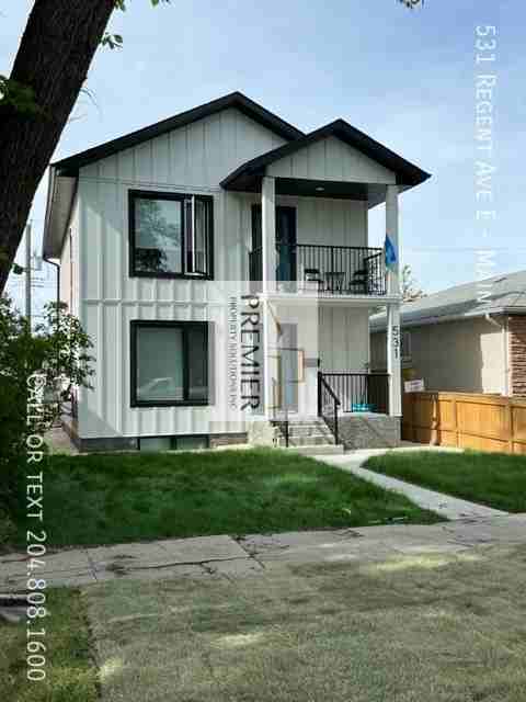 531 Regent Ave E, Winnipeg, MB R2C 0E1, CAN