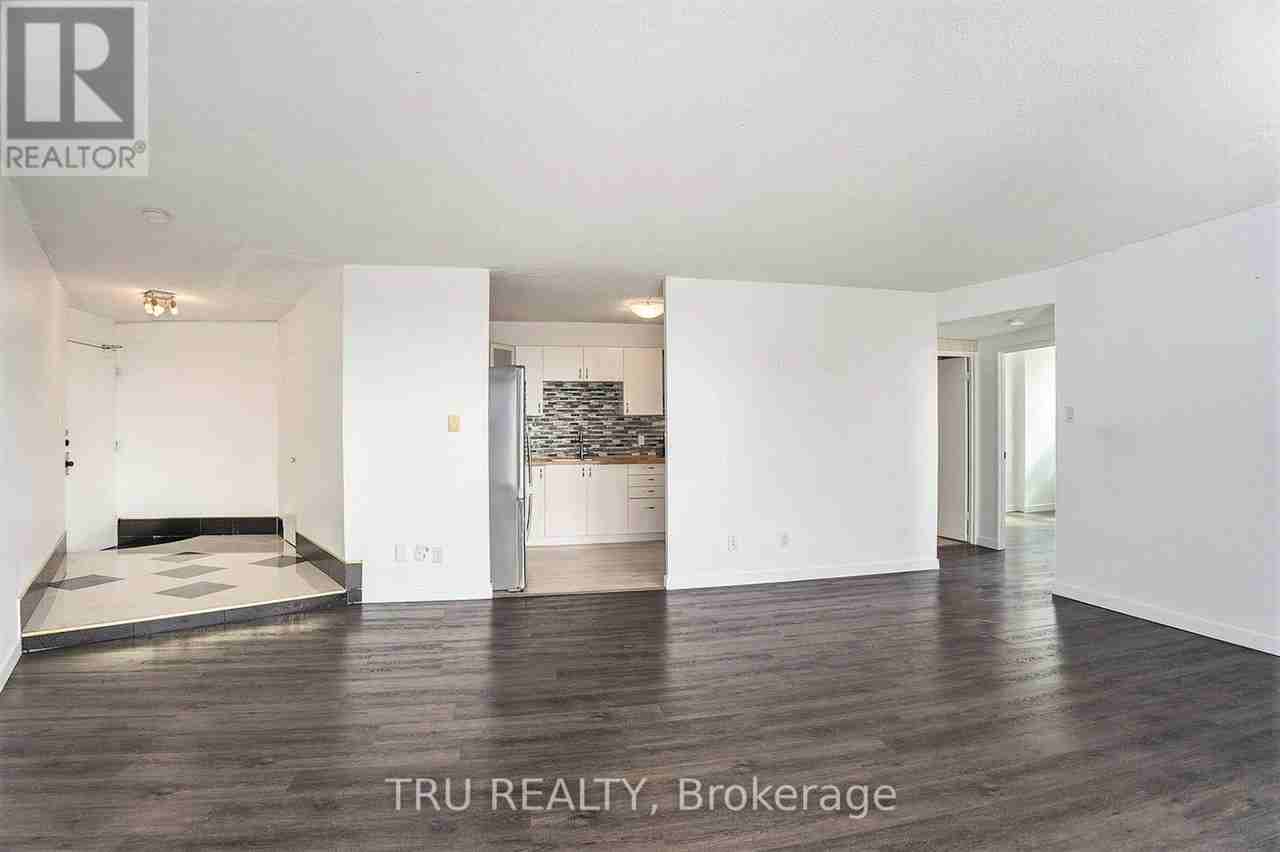 1380 Prince of Wales Drive, Ottawa, ON K2C 3N5, CA