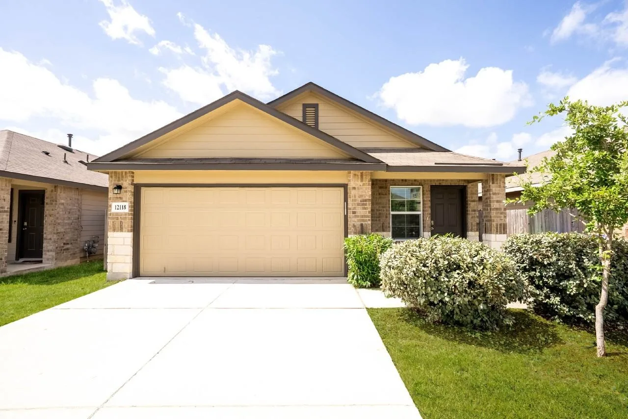 12118 Pease Riv, San Antonio, TX 78245, USA