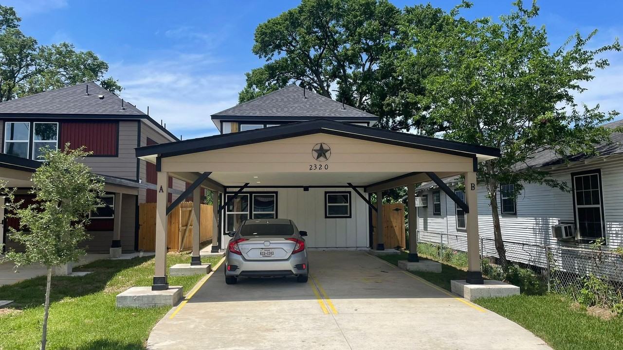 2320 Wavell St, Houston, TX 77088, USA
