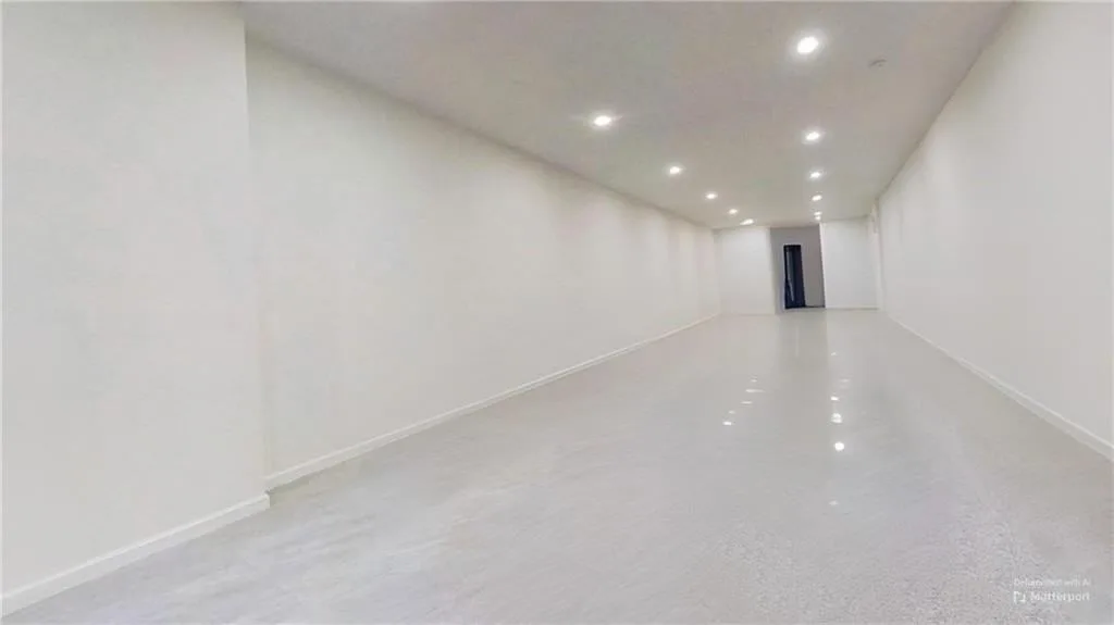 954 3rd Ave, Brooklyn, NY 11232, USA