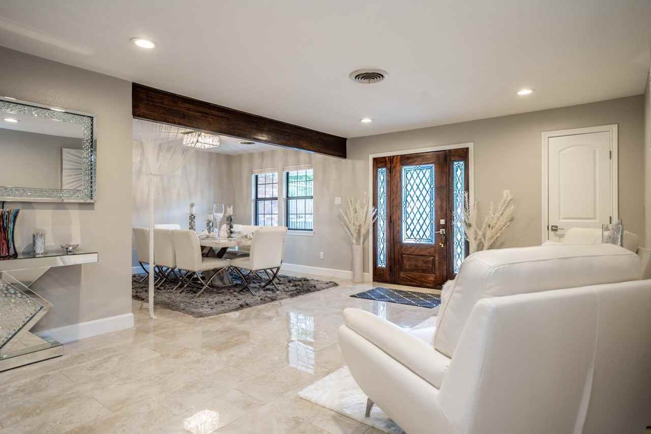 12739 Memorial Drive, Houston, TX 77024, USA