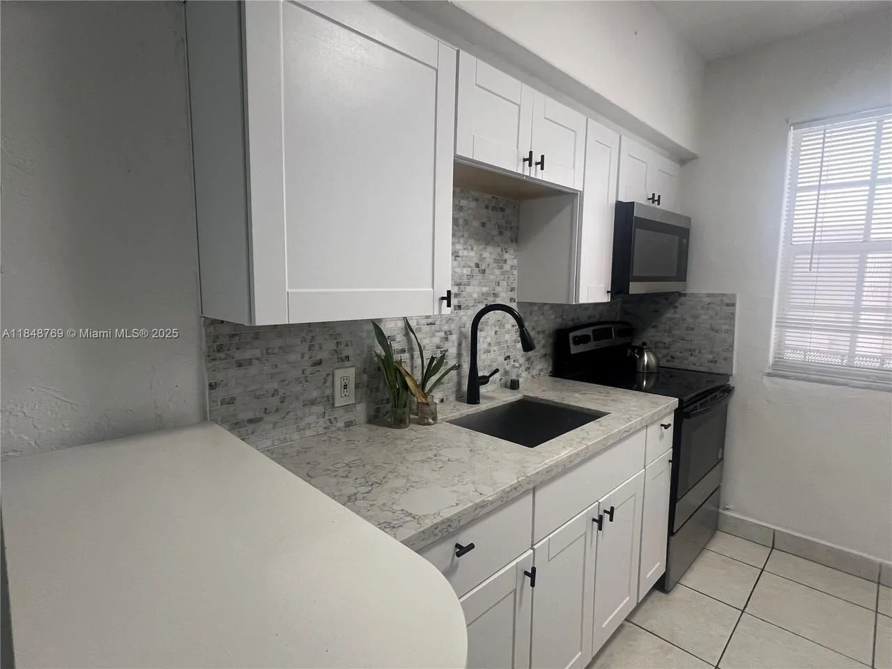 6860 Abbott Avenue, Miami Beach, FL 33141, USA