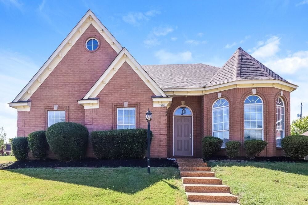 4011 Chesapeake Way, Memphis, TN 38125, USA
